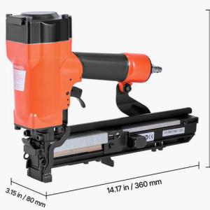 Pneumatikus tűzőgép (16-os) – 26,4 mm széles koronához, 16–38 mm kapocshossz, 4,8–8,3 bar üzemi nyomás,