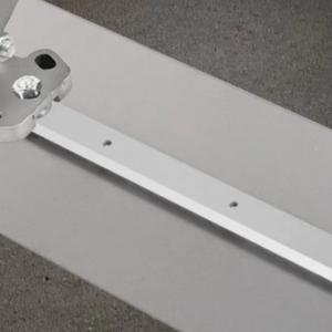 Professzionális betonsimító készlet – 900 × 200 mm, állítható konzollal és 3 × 1,8 m nyéllel