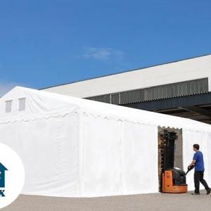 Professzionális, extra erős raktársátor 8 × 12 m, 96 m²,  2,60 m oldalmagassággal, megerősített, horganyzott acélszerkezettel, stabil padlókerettel, két cipzáras bejárattal fehér PVC ponyvával