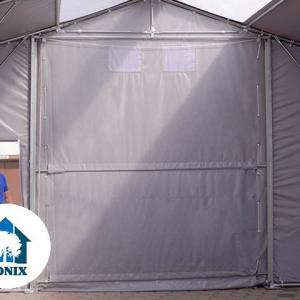 Professzionális ponyvacsarnok, ipari raktársátor 8 × 12 m – 96 m², 4,00 m oldalmagassággal, felhúzható kapuval, lángálló PRIMEtex PVC ponyvával és extra megerősített horganyzott acélszerkezettel