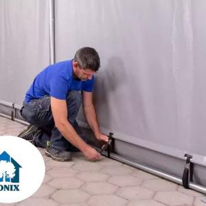 Professzionális ponyvacsarnok raktársátor 4×12 m, 48 m², 3,00 m oldalmagassággal, két cipzáras kapuval, PVC ponyvával és teljesen horganyzott acélvázzal – szürke