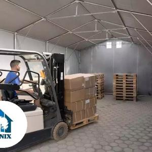 Professzionális ponyvacsarnok raktársátor 5×10 m, 50 m², 3,00 m oldalmagassággal, PVC ponyvával, két cipzáras kapuval és teljesen horganyzott acélvázzal – szürke