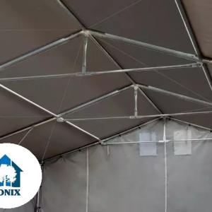 Professzionális ponyvacsarnok raktársátor, ipari tárolósátor 8×12 m, 96 m², 3,00 m oldalmagassággal, cipzáras kapuval, PVC ponyvával és teljesen horganyzott acélvázzal – szürke