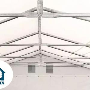 Professzionális raktársátor 6 × 10 m, 60 m² alapterülettel, 2,60 m oldalmagassággal, megerősített, horganyzott acélszerkezettel, padlókerettel, két cipzáras bejárattal fehér, lángálló PVC ponyvával