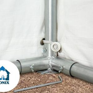 Professzionális raktársátortárolósátor 6 × 6 m, 36 m² alapterülettel, 2,60 m oldalmagassággal, horganyzott acélszerkezettel, stabil padlókerettel, két cipzáras bejárattal fehér PVC ponyvával