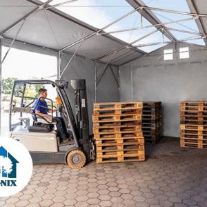 Professzionális tárolósátor, raktársátor ipari sátor 8 × 12 m, 96 m² alapterülettel, 4,00 m oldalmagassággal, felhúzható kapuval, tetőablakkal, személyi bejárattal és szürke PVC ponyvával