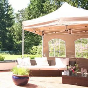 PROFI pop-up összecsukható pavilon és rendezvénysátor 3 × 3 m, 9 m², 100%-ban vízálló PVC ponyvával, 4 db oldalfallal, 30 × 30 mm-es acélvázzal és 3 fokozatban állítható magassággal