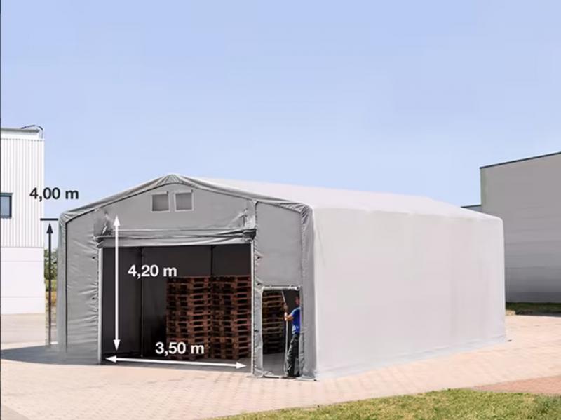 Professzionális ponyvacsarnok, raktársátor és ipari sátor 8 × 10 m, 80 m² alapterülettel, 4,00 m oldalmagassággal, horganyzott acélvázzal, felhúzható kapuval, személyi bejárattal, szürke PVC ponyvával