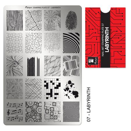 MOYRA NYOMDALEMEZ 07 Labyrinth