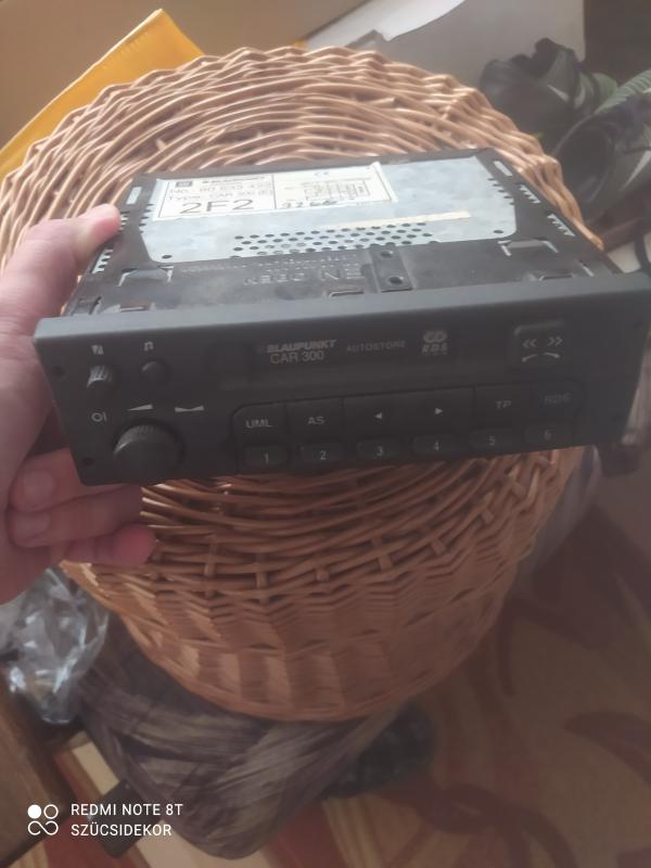 Blaupunkt autórádió /használt/ Opelből