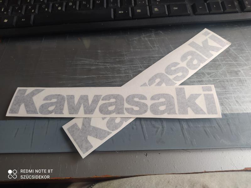 Kawasaki matrica (210mm x 33.2mm, fekete)
