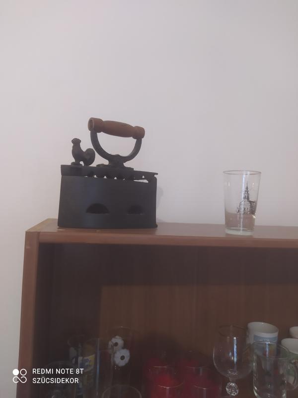 Szenes vasaló, kakasos /használt/ RETRÓ