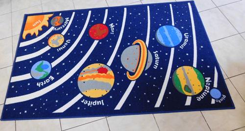 Bolygós gyerekszőnyeg 100x130cm
