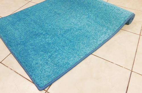Casablanca szegett szőnyeg 80x150cm élénk türkisz leértékelt!