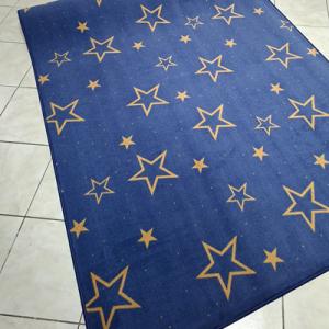 Kész szőnyeg kék csillagos 135x200cm