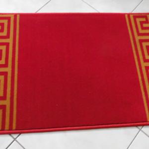 Beltéri lábtörlő kis szőnyeg piros arany kb:50x80cm