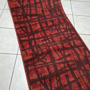 Szegett szőnyeg bordó mintás Mozi  67x260cm AKCIÓS!