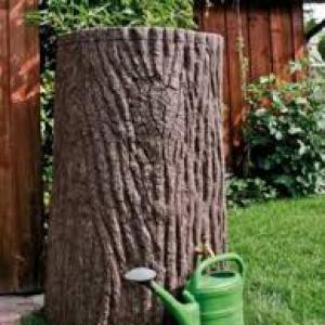 Fatörzs esővízgyűjtő 250 literes