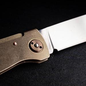 Böker Plus Atlas Brass zsebkés