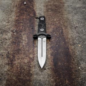 Böker Plus M92 taktikai tőr