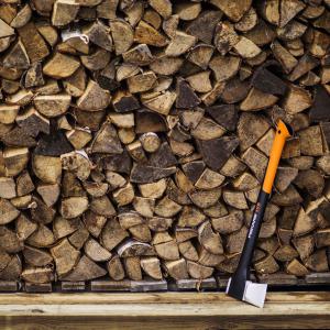 Fiskars X17 hasítófejsze - M