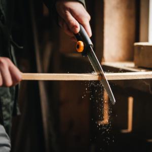 Fiskars Xtract barkácsfűrész SW72