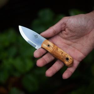 Helle Mandra vadászkés outdoor kés