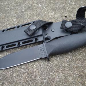 Ka-Bar Mark I harcikés Kraton markolat