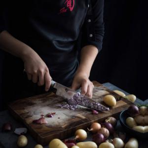 Kai Shun Classic szeletelőkés 23 cm