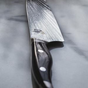 Kai Shun Nagare Santoku szakácskés 18 cm