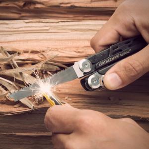 Leatherman Signal multiszerszám Black & Silver