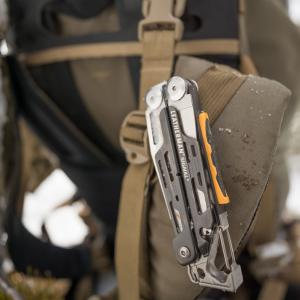 Leatherman Signal multiszerszám Black & Silver