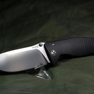 LionSteel SR1 Black zsebkés