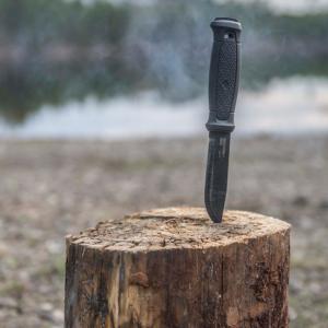 Morakniv Garberg Black bushcraft kés - Carbon, bőr tokkal