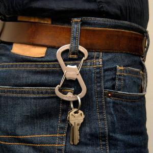 Nite Ize sörnyitó karabíner, orange