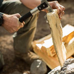 SOG Camp Axe balta