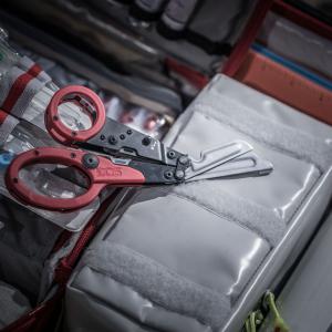 SOG ParaShears Red mentőolló