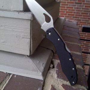 Sypderco Cara Cara 2 G10 Black zsebkés