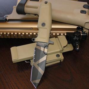 Extrema Ratio Fulcrum C Desert Warfare taktikai kés