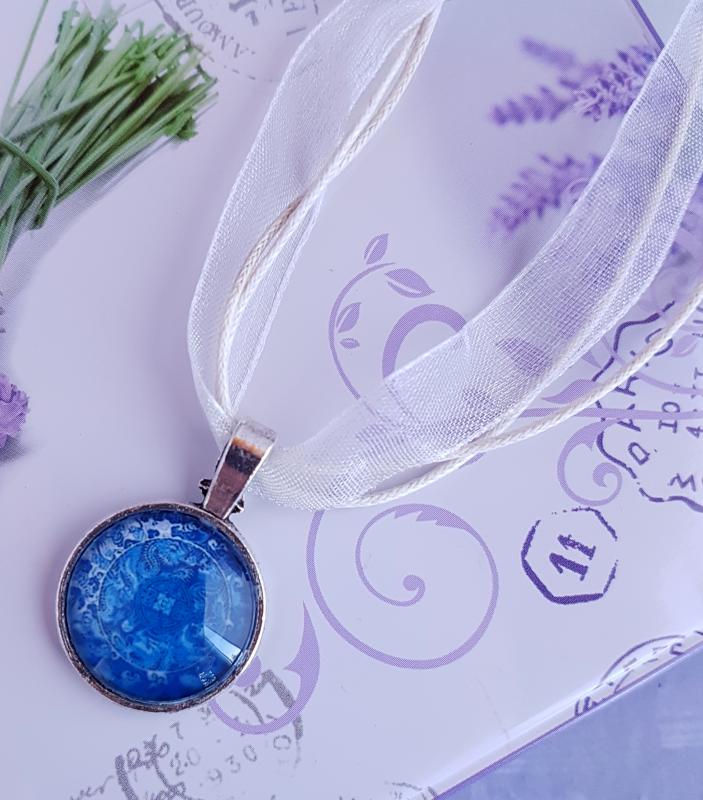 ekrü organza nyaklánc 18mm-es medállal