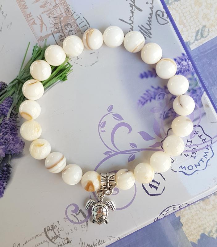 kagylóhéj gyöngy karkötő teknős medállal