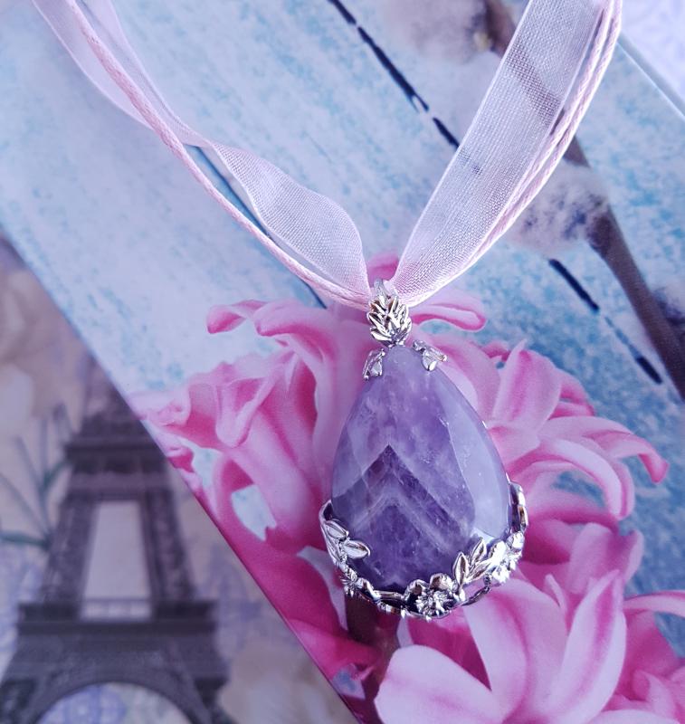 rózsaszín organza nyaklánc ametiszt medállal