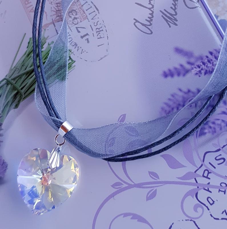 szürke organza nyaklánc Swarovski medállal