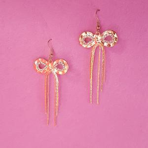 arany színű masni fülbevaló