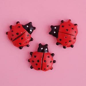 öntapadós katica 2,5 cm