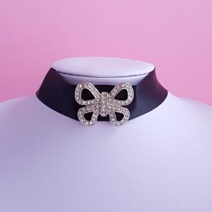 pillangó medálos nyakpánt