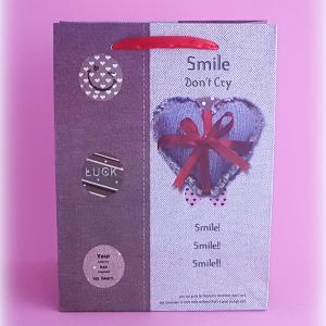 smile don't cry ajándéktasak