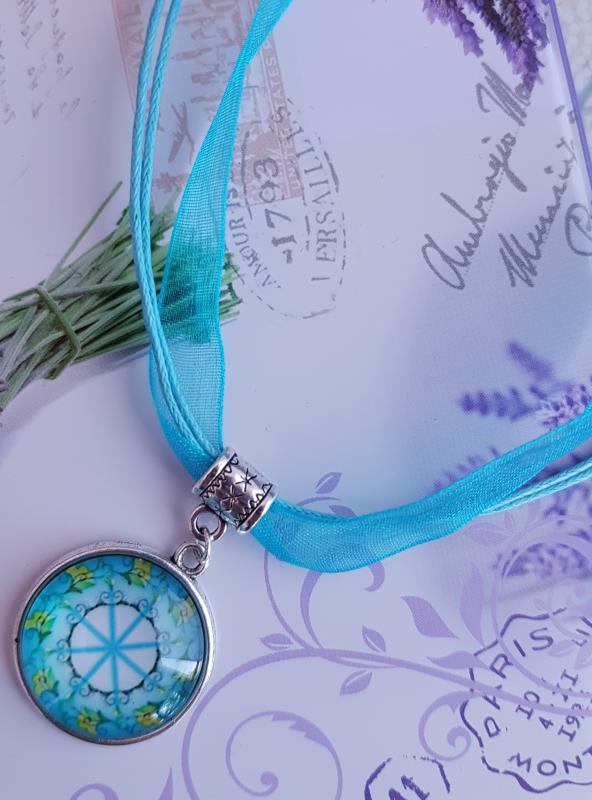 türkiz organza nyaklánc 20 mm-es medállal