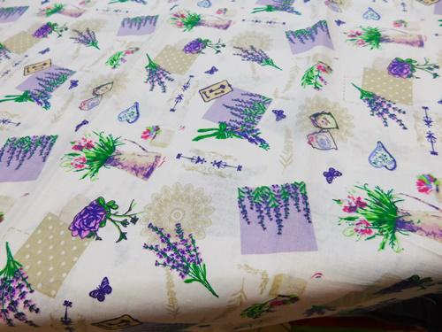 Asztalterítő levendula, kancsó, lepke asztalközép 65x65cm