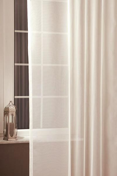 Egyszínű selymes muszlin kész függöny halvány latte 03 Mary 260x170cm